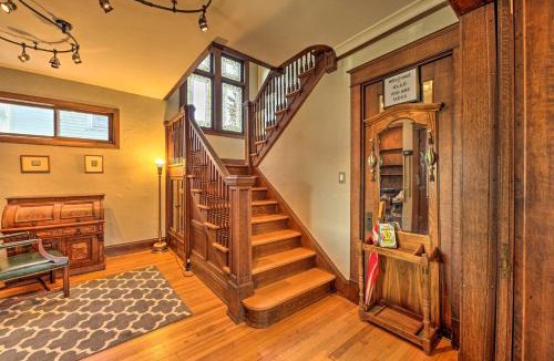 Sheboygan House | Pet-Friendly Sheboygan Home, 1 Mi to Lake Michigan