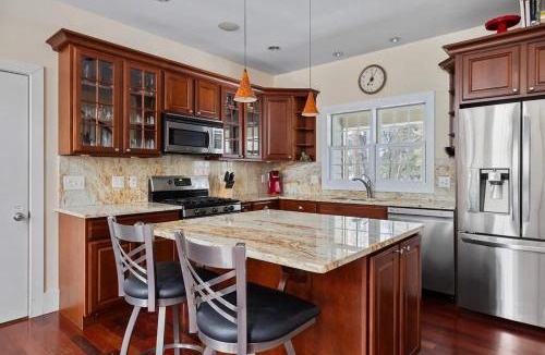 Shorewood-Tower Hills-Harbert House | Pete's Place by Juniper Holiday + Home