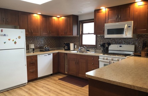 South Haven House | Pickle Haven Retreat Center—South Haven—Private Pickleball Court + More Sports!