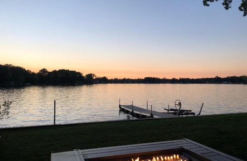 Plainwell House | Pine Lake All-Sports Lakefront w Dock & Kayak