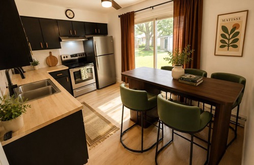 Chesterton House | Pleasant Townhome/Chesterton/Indiana Dunes/close to Chicago