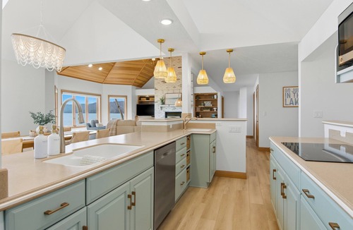 Glen Arbor House | Prime Big Glen Lake Frontage – 127’ of Private Paradise
