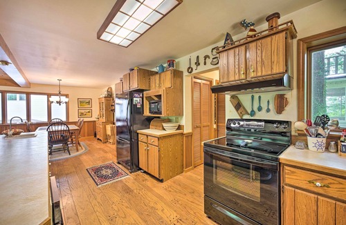 Three Rivers House | Private Dock & Stunning Views: Corey Lake Getaway!
