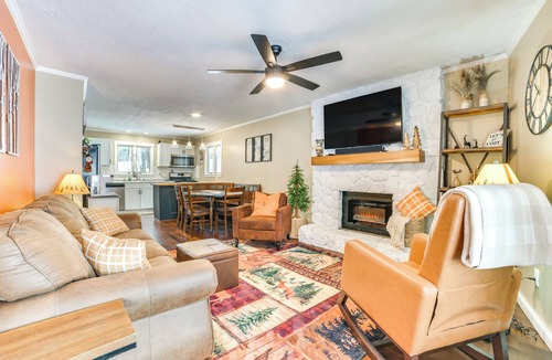 Michaywe Cottage | Private Hot Tub & Deck: Gaylord Family Home!