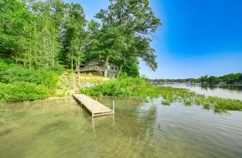 Smyrna House | Private Island: Home in Belding w/Dock & Grill!