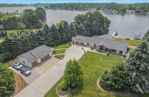 Vestaburg House | Private lakefront home. Sandy beach canoe, 2 kayaks. Pool, Spa & Pontoon rental.