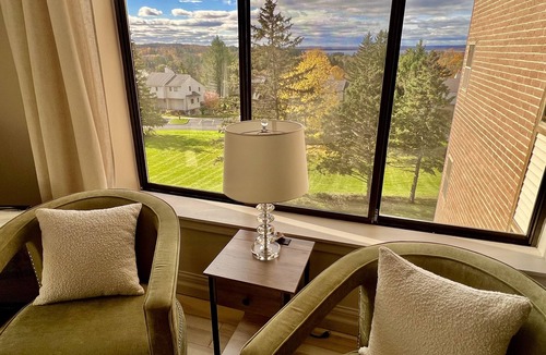 Acme Condo | Quiet Grand Traverse Resort Condo I Great views, Full kitchen and Washer/Dryer