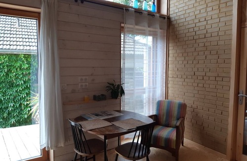 Lebisey House | Quiet house in Caen with 2 bedrooms , 2hrs from Paris, Closed garden and terace