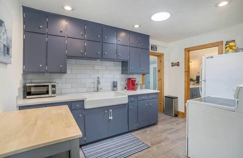 Shorewood-Tower Hills-Harbert House | Quiet remodeled cottage near downtown Sawyer - private deck, gas grill, firepit