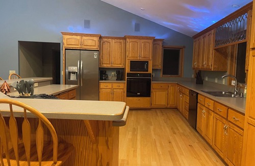 Chilton House | Quiet Spacious 5-Bedroom House or Crafting Retreat In Chilton, WI!