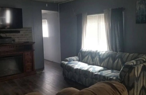 Newberry House | Racing through the trails rental! Close to trails with plenty of space.