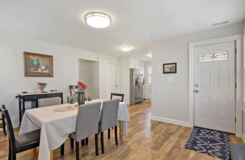 Russell House | Ranch Home w/Air Hockey & PacMan near Naval Base!