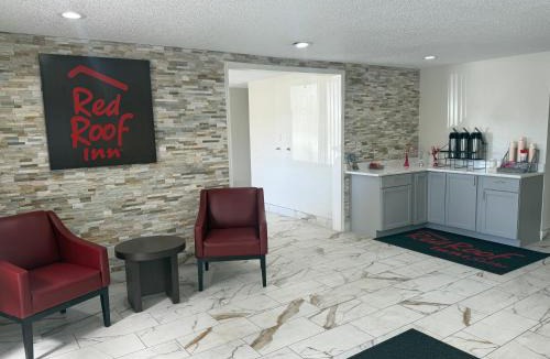 Hammond Hotel | Red Roof Inn & Suites Hammond, IN