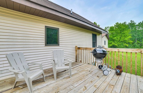 Hulbert Township House | Remote & Peaceful Getaway w/Games in Eckerman