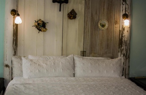 Edwardsburg House | Restored historic home near ND and Amish Country