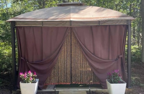 Muskegon RV Rental | Romantic glamping on a 60 acre horse farm.