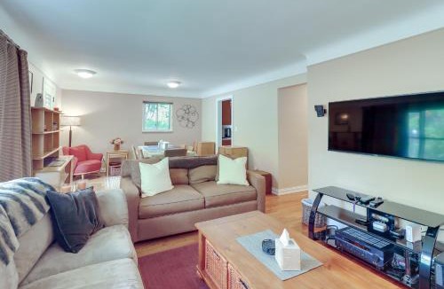 Royal Oak House | Royal Oak Home: 13 Mi to Downtown Detroit