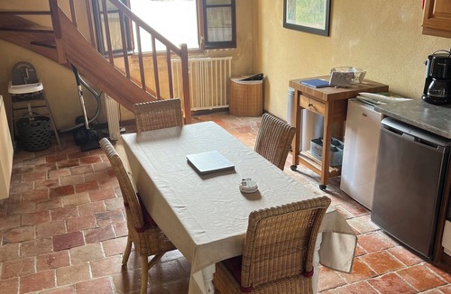 Le-Petit-Pressigny Cottage | Rustic 2 bed self-catering cottage with heated pool & panoramic views.