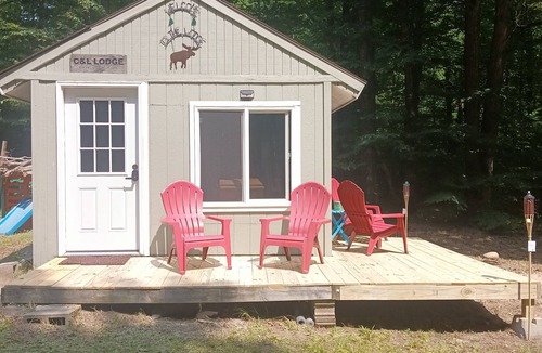 Frederic Cabin | Rustic Cabin on 10 secluded acres
