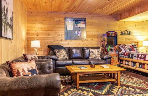Grand Marais House | Rustic Cabin Retreat with Firepit & Aurora Skies in Grand Marais, Michigan