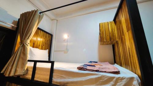 Vang Vieng Hostel | SaBai Backpacker Hostel