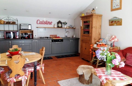 Arthon-en-Retz Cottage | Seaside Eco Cottage: 18th-Century Stone House near Pornic, 15min to Beach, Accessible, Private Garden