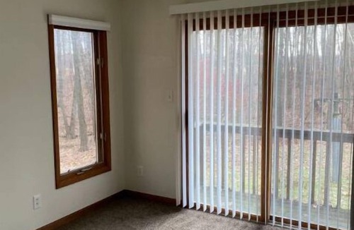 Kendall House | Secluded 10 acre home in the woods