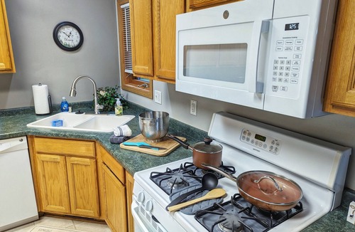 Mosinee House | Secluded 3BR, 2BA ,¼ Mile Off Road , Starry Skies & Wildlife Views
