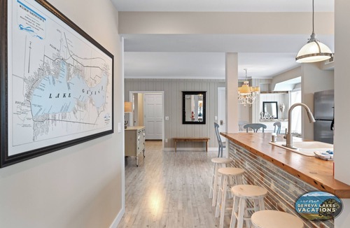Walworth Apartment | Second Level Elevated Escape |The Crows Nest | 1.9 miles to Fontana and Abbey Resort