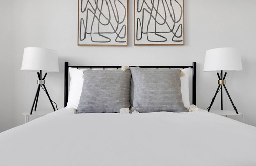 Arlington Heights Apartment | Serene Arlington Heights 2BR w/ Gym & W/D, easy commute, by Blueground