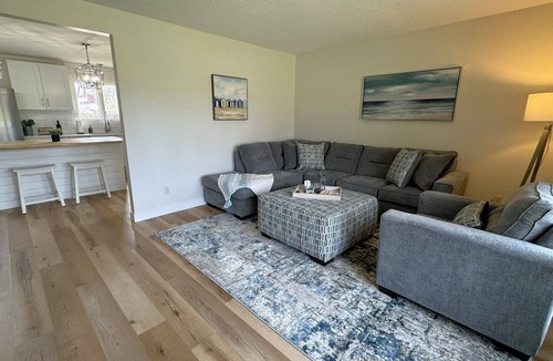 Stevensville House | Serene home POOL OPEN JUNE 1 large fenced yard