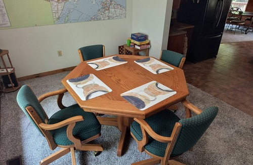Newberry House | Serenity Pines: Sleeps 7-Pet Friendly-Secluded forest-ATV,Snowmobile Trails close!