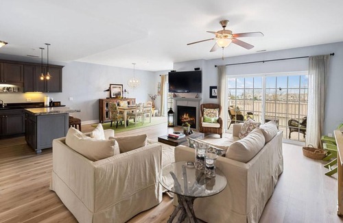 New Buffalo Condo | Skyline View at Bridgewater | Top-Floor Luxury | Walk to Beach & Dining