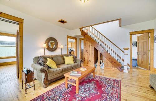 Mackinaw City House | Snowmobiling Hub! Mackinaw City Home 3 Mi to Beach