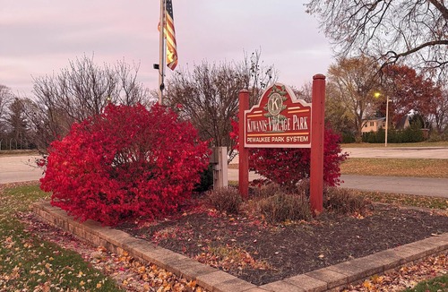 Village of Pewaukee House | Spa House by the beach. Pewaukee Lake