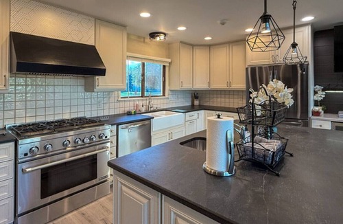 Miller Beach House | Spa-quality amenities, dog friendly, close to trails, IN Dunes Nat’l Park