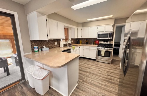 Westside Connection House | Space, space, space, very clean, doesn't disappoint!
