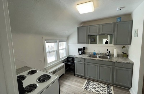 Buchanan Apartment | Spacious 3-bedroom apartment in cool Buchanan with AC