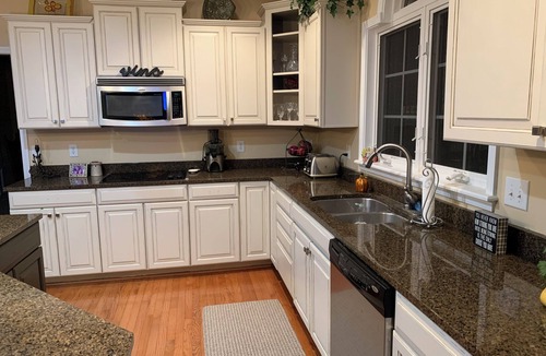 Maxwell House | Spacious 4-bedroom house with fitness room one mile from Geist - Fishers
