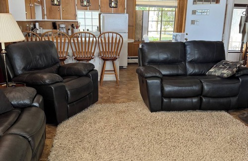 Lake House | Spacious 4-bedroom house on all sports 8 Pt Lake in wonderful Lake with AC