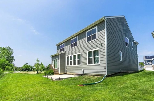 Bloomingdale House | Spacious 4-bedroom house with AC in beautiful Bloomingdale
