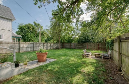 Grand Rapids House | Spacious 6-bedroom house in lovely Grand Rapids with WiFi
