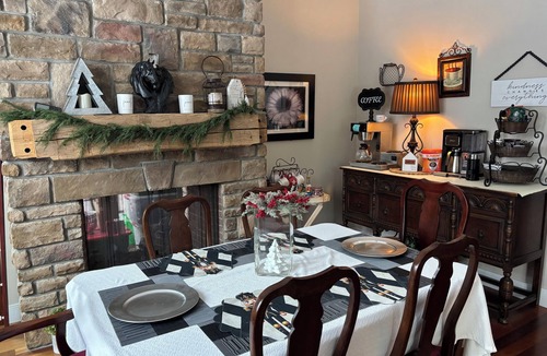 Greencastle House | Spacious 7-bedroom country house in peaceful country setting outside Greencastle
