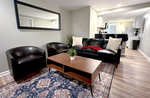 Forest Park Apartment | Spacious & Clean 1.5 Story Apartment with Parking - Easy Access to City+ Airport