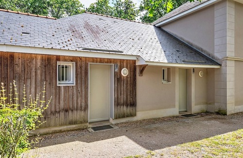Saumur Cottage | Spacious Duplex Cottage in Saumur