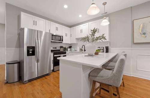 East Garfield Park House | Spacious Urban Getaway near Downtown