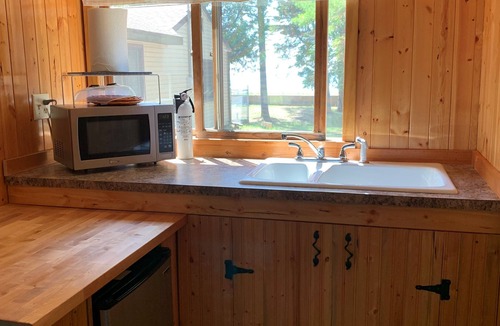 Bay de Noc Township House | Spectacular Beach - 1.5 hours to Pictured Rocks! - South Central Upper Michigan