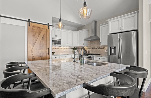 Suttons Bay House | Spectacular Lakefront Retreat on Lake Michigan in Suttons Bay
