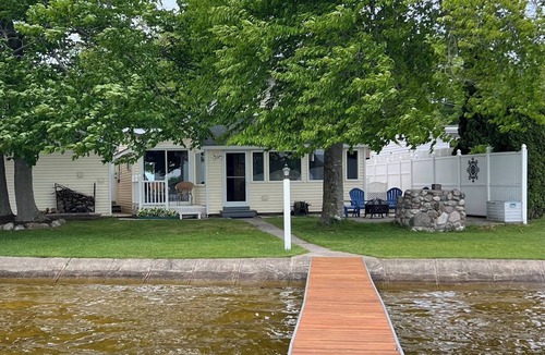 Carp Lake Cottage | Spend Your Best Family Vacation by the Lake This Summer at our Cozy Cottage.