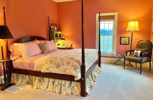 Dowagiac House | Step Inside a Magazine! Upscale Farmhouse on 3 acres. Hot Tub,Bocce Ball,Gardens